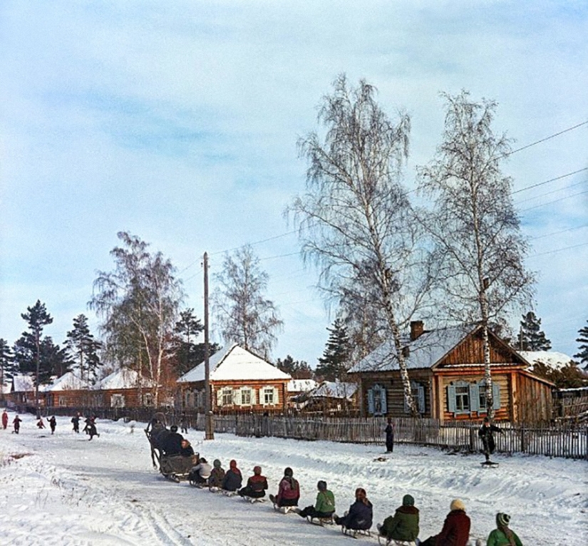 Winter in Soviet retro photos