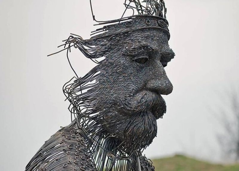 Wire sculpture Darius Hulea