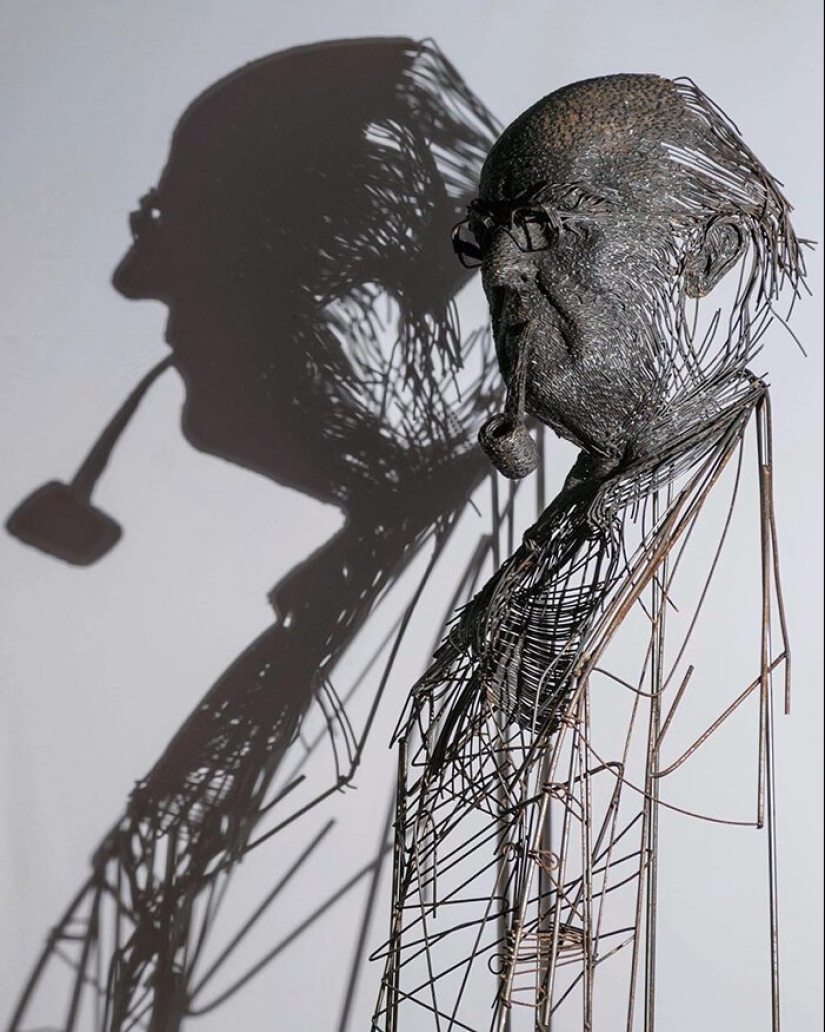 Wire sculpture Darius Hulea