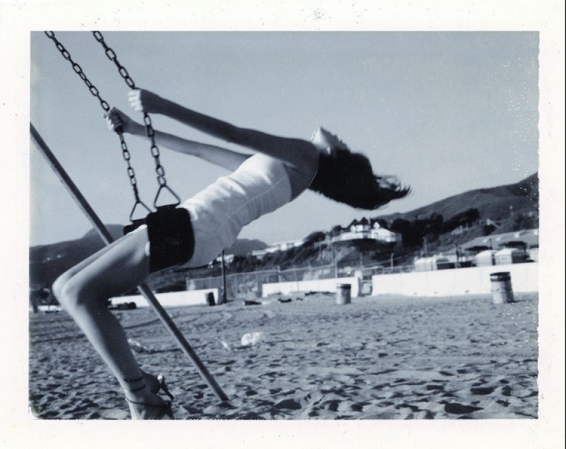 Women in atmospheric polaroids of the 1990s