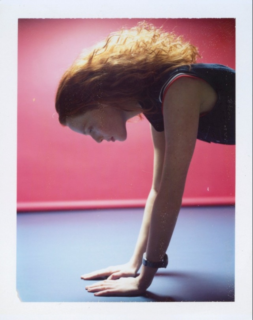 Women in atmospheric polaroids of the 1990s