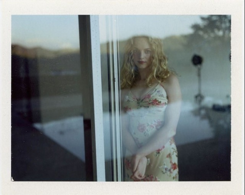 Women in atmospheric polaroids of the 1990s