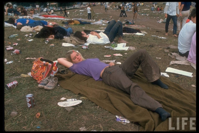 "Woodstock" in 1969 in pictures of LIFE magazine