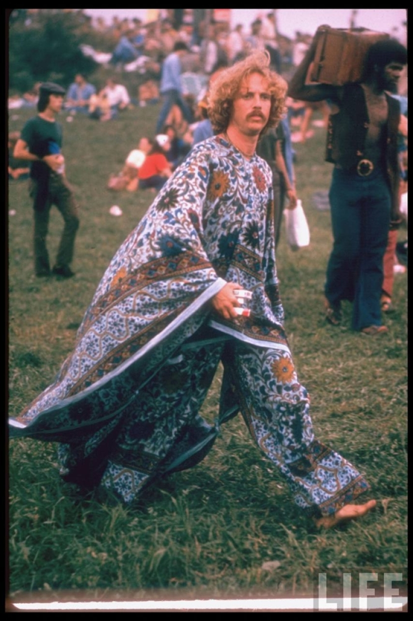 "Woodstock" in 1969 in pictures of LIFE magazine