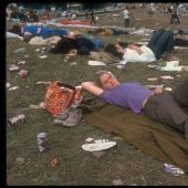 "Woodstock" in 1969 in pictures of LIFE magazine