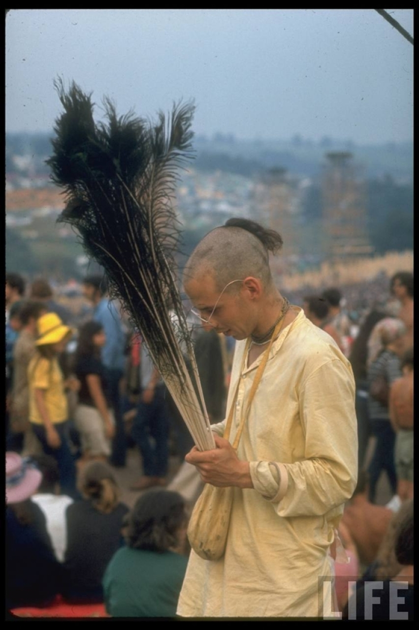 "Woodstock" in 1969 in pictures of LIFE magazine