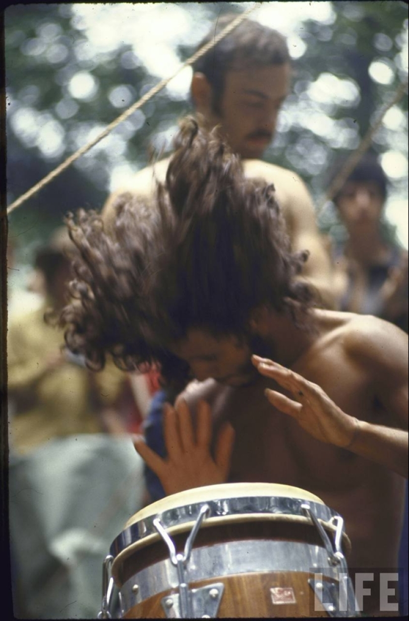 "Woodstock" in 1969 in pictures of LIFE magazine