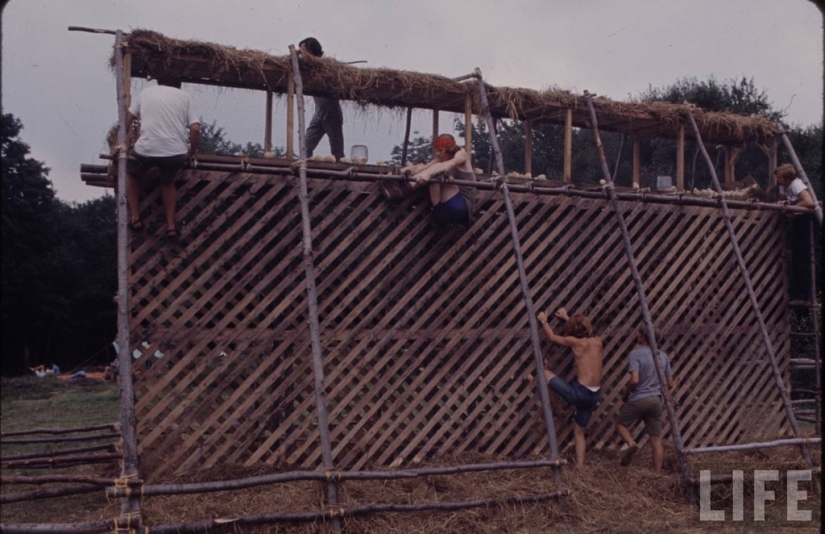 "Woodstock" in 1969 in pictures of LIFE magazine