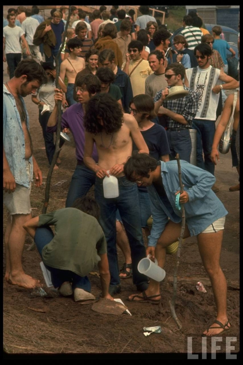 "Woodstock" in 1969 in pictures of LIFE magazine