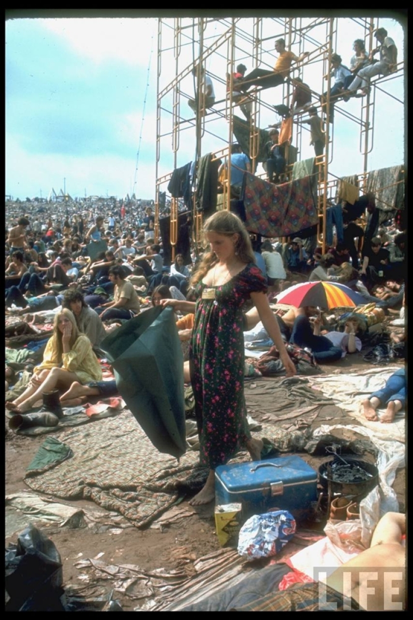 "Woodstock" in 1969 in pictures of LIFE magazine