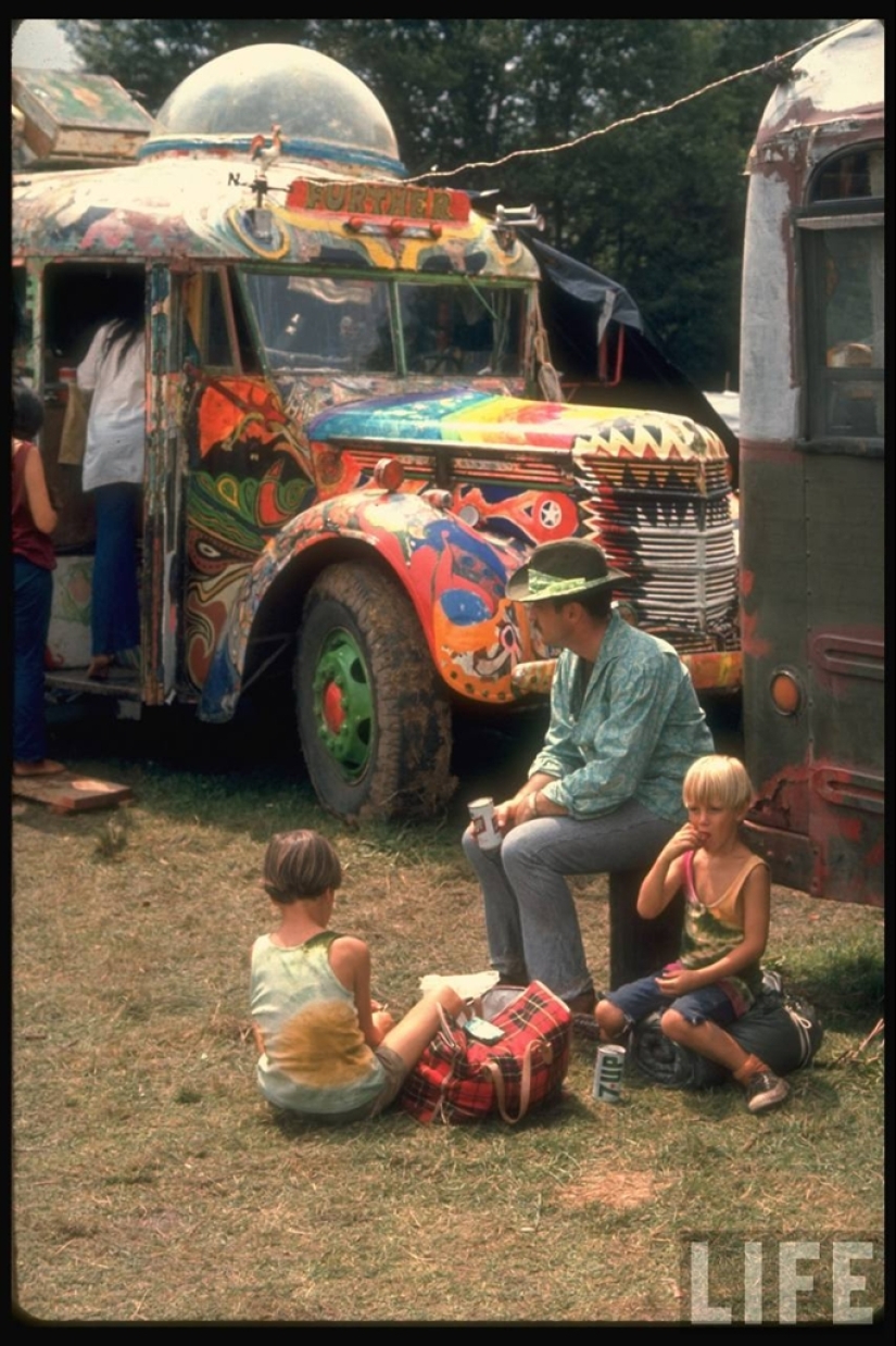 "Woodstock" in 1969 in pictures of LIFE magazine