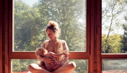 World Breastfeeding Week: watch how beautiful mothers feed their babies