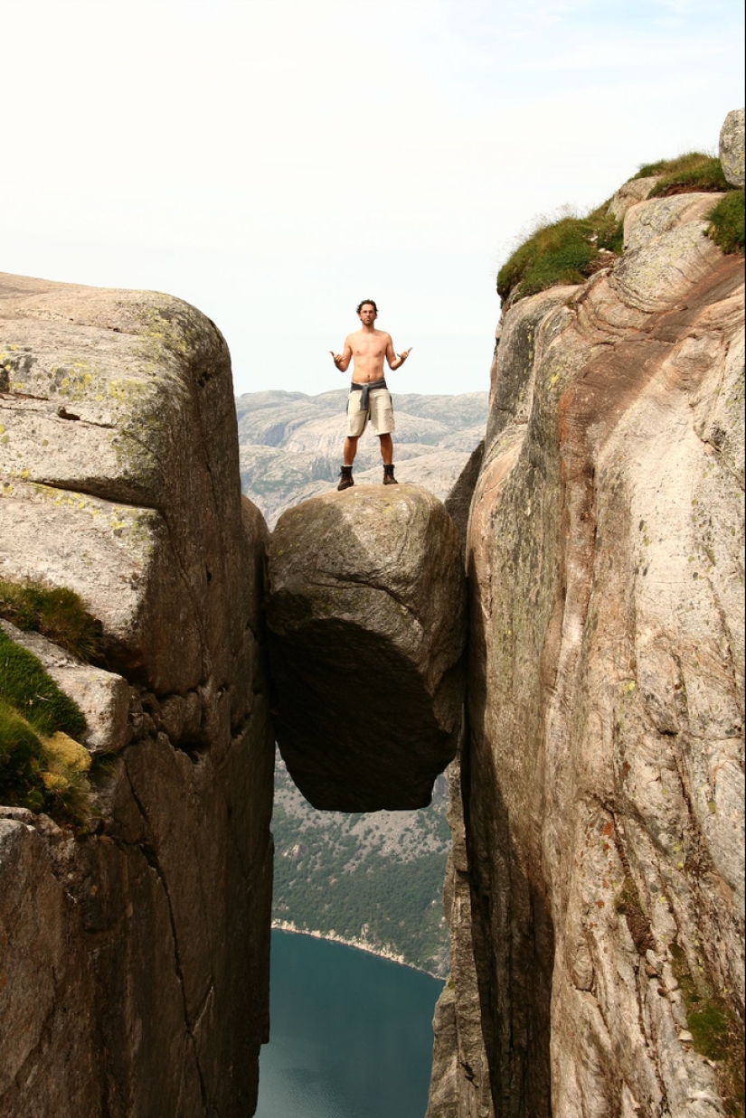 Would you dare to stand on Kjeragbolten?