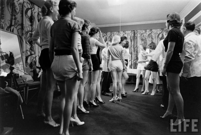 X-ray, plumb and weights: how to choose "Miss correct posture" in the 50s