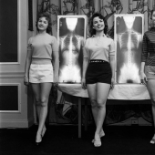 X-ray, plumb and weights: how to choose "Miss correct posture" in the 50s