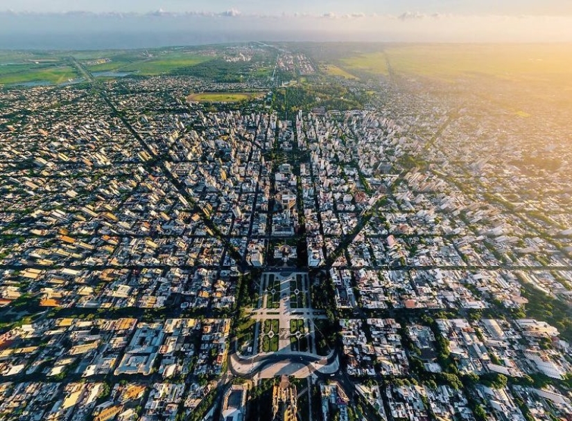 You have not seen them like this: 25 photos of cities from a bird's-eye view