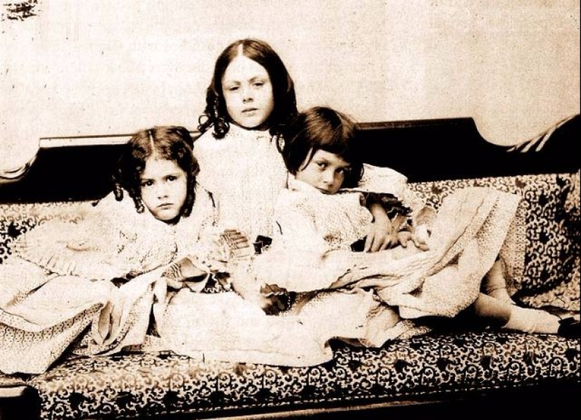 Young Alice: portraits of children by Lewis Carroll