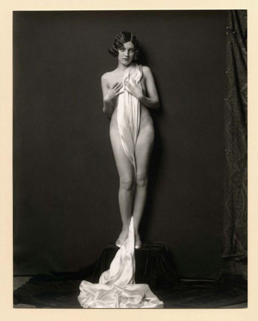 "Ziegfeld Girls": the sexiest Broadway actresses of the 1920s