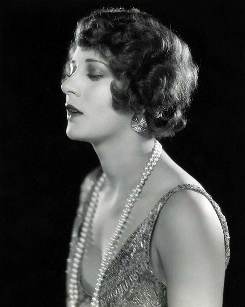 "Ziegfeld Girls": the sexiest Broadway actresses of the 1920s