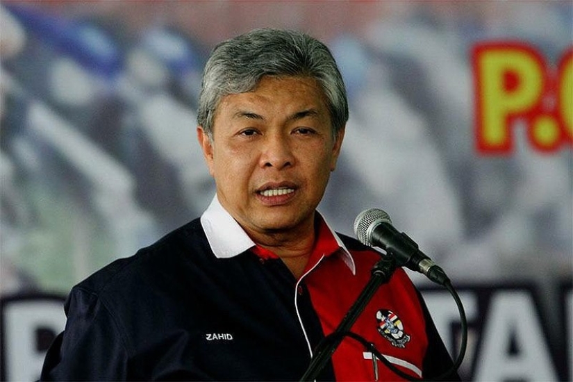 10 grim border walls dividing the world 10 grim border walls dividing the world