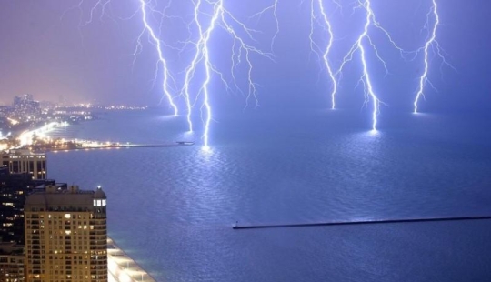 10 incredible moments caught by the lens 10 incredible moments caught by the lens