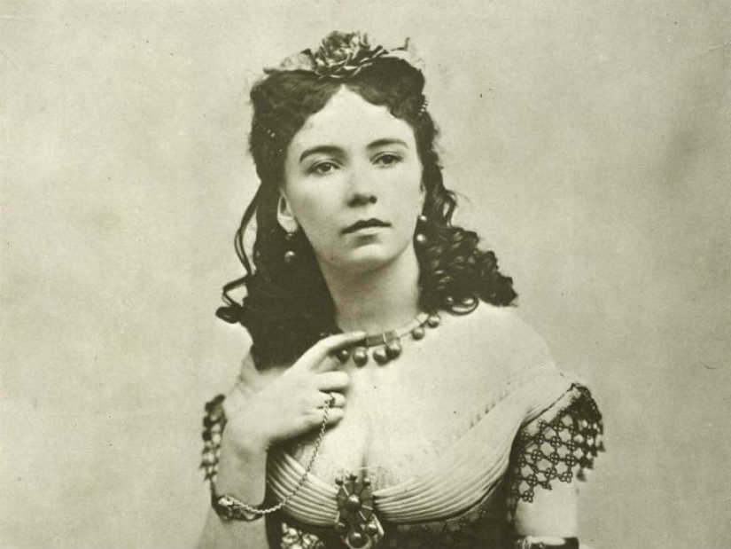 10 mujeres de virtud fácil, cuyos nombres están firmemente pegados en la historia 10 mujeres de virtud fácil, cuyos nombres están firmemente pegados en la historia