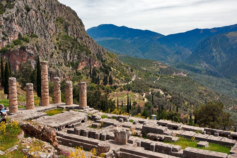 12 main mystical places in Europe 12 main mystical places in Europe