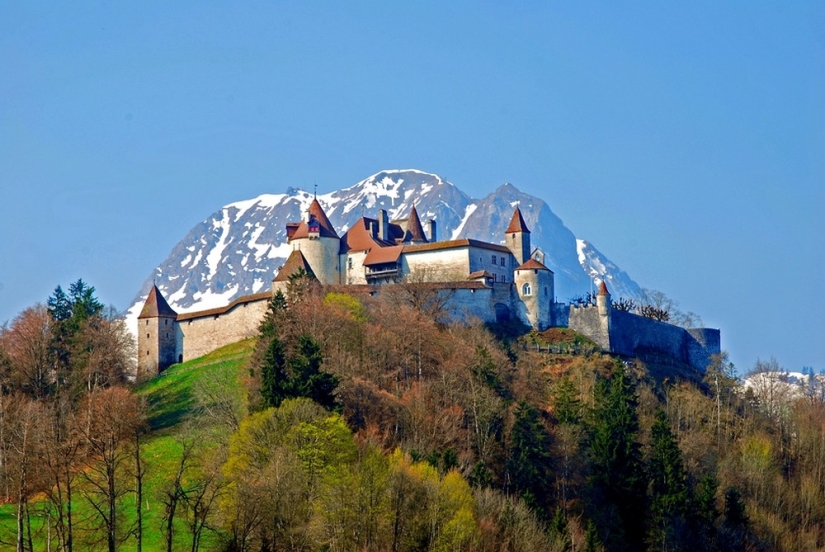 12 main mystical places in Europe 12 main mystical places in Europe