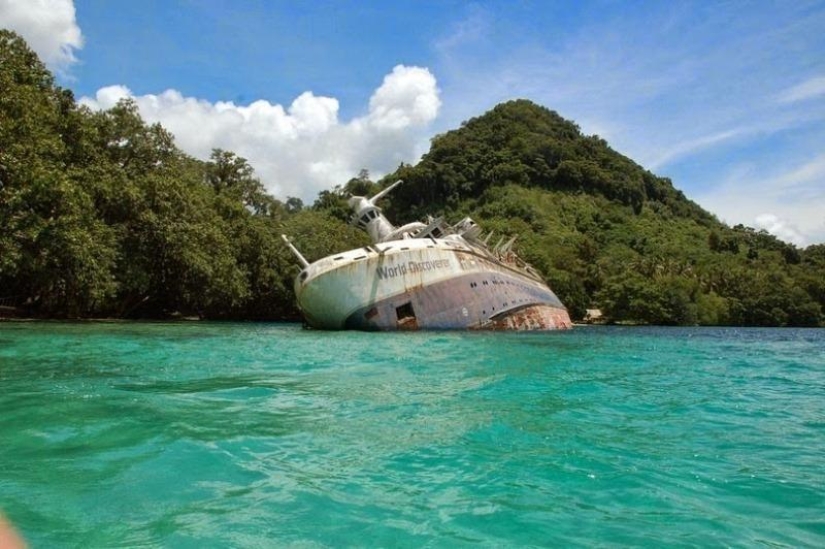 12 sunken ships that you can see without scuba diving 12 sunken ships that you can see without scuba diving