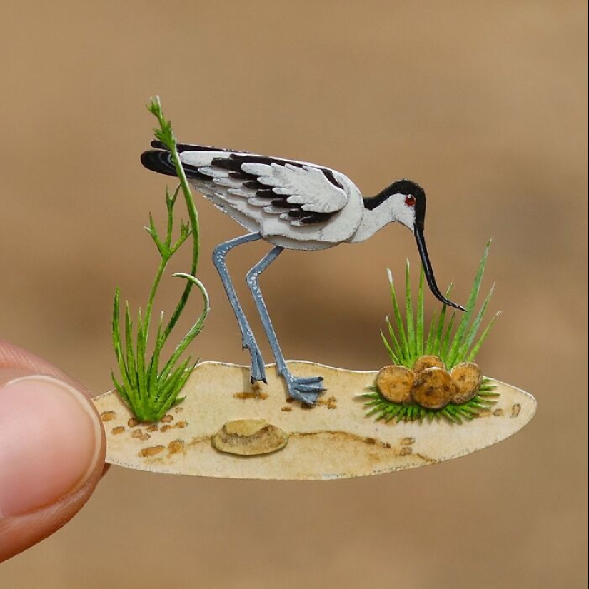 14 Realistic Tiny Paper Sculptures Of Animals That This Duo Has Created