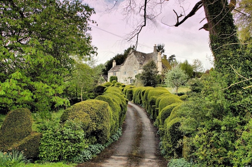 15 non-touristic places where the real character of each country is visible 15 non-touristic places where the real character of each country is visible