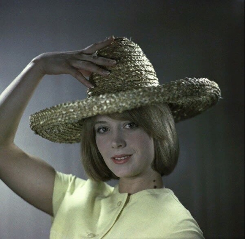 15 of the first beauties of Soviet cinema in the works of photographer Georgy Ter-Ovanesov 15 of the first beauties of Soviet cinema in the works of photographer Georgy Ter-Ovanesov