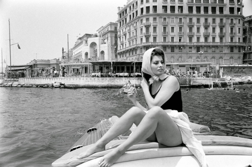15 Photos of Sophia Loren Not Intended for Publication