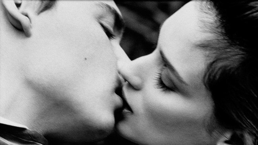 15 Quotes About the Meaning of Life from Paulo Coelho's Books