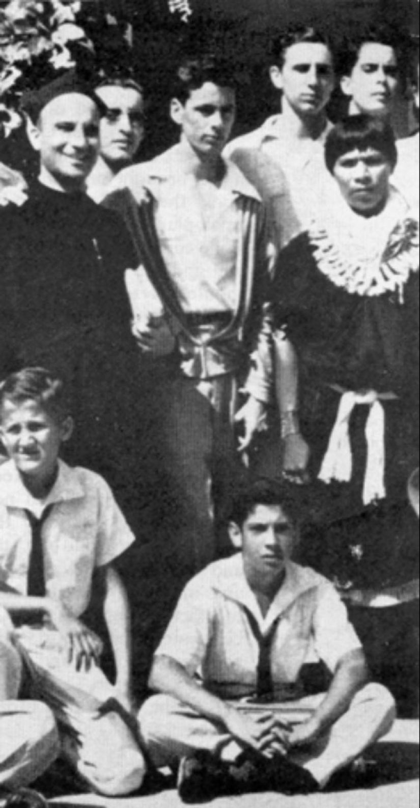 15 rare photos of Fidel Castro as a child and youth 15 rare photos of Fidel Castro as a child and youth