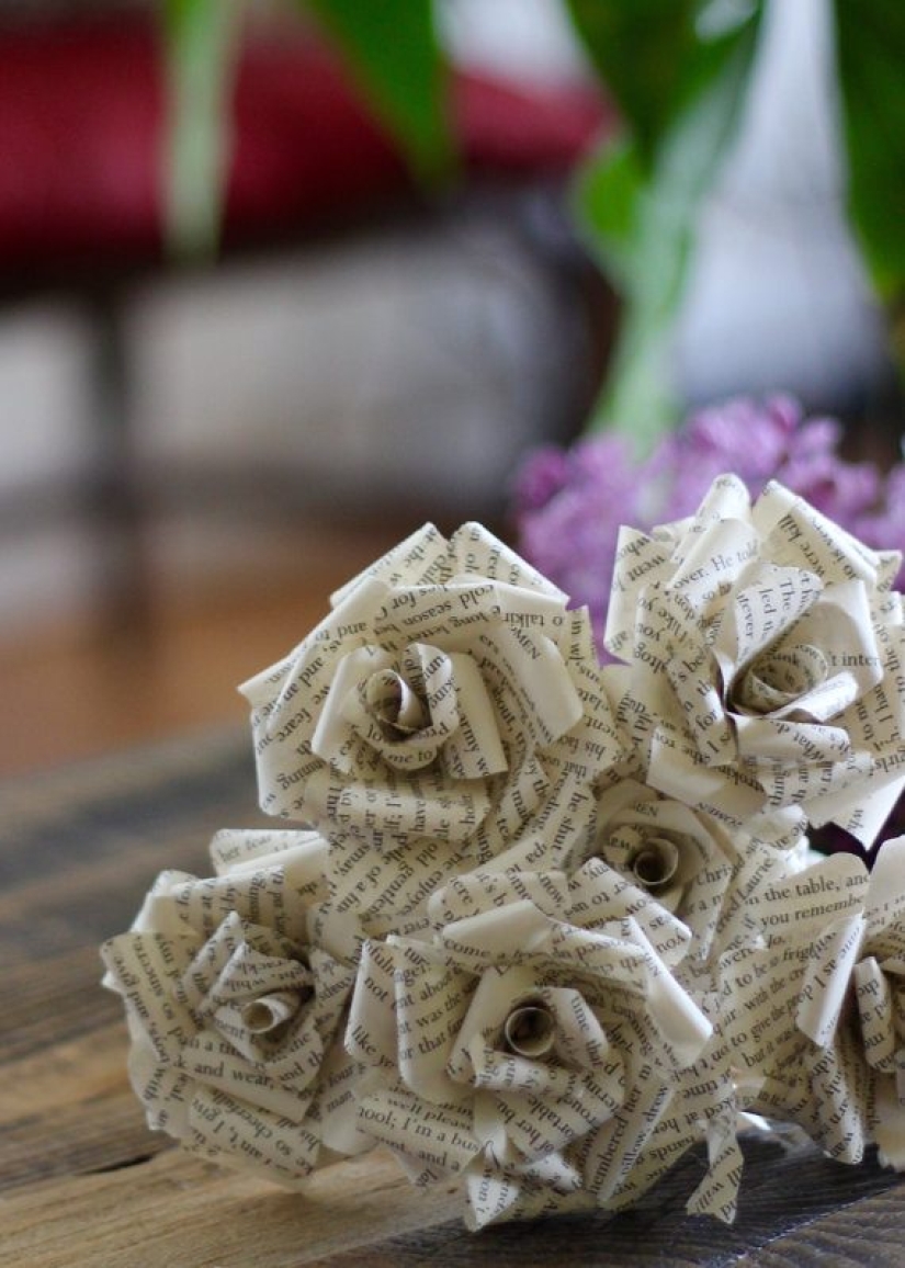 16 pleasant and unusual gifts for those who love books very much 16 pleasant and unusual gifts for those who love books very much