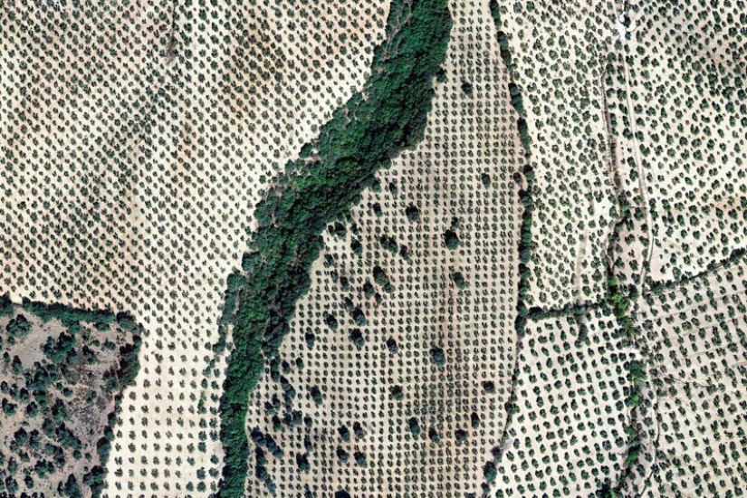 20 most beautiful satellite images from a new collection of Google Earth