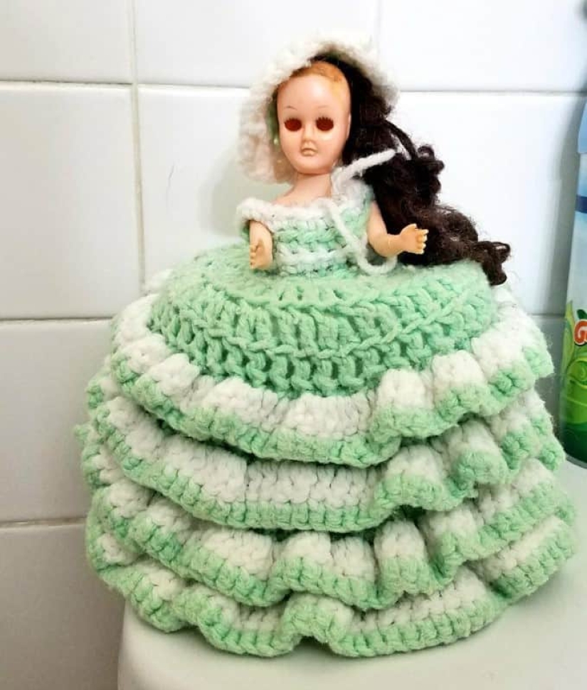 20 of the weirdest and strangest things from relatives ' homes