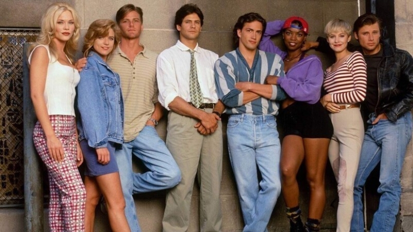 20 olvidado de la serie de TV de los años 90, que fue mostrado en los PTS en el primer año de radiodifusión