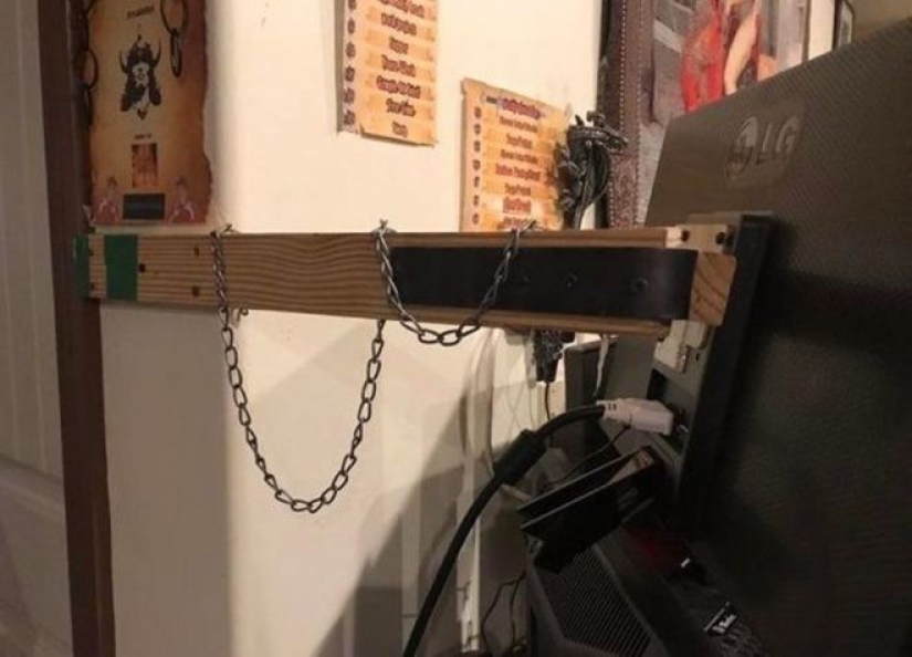 20 photos of amateur repairs that will definitely make you nervous