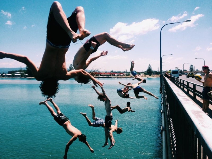 20 photos that were made at the right time