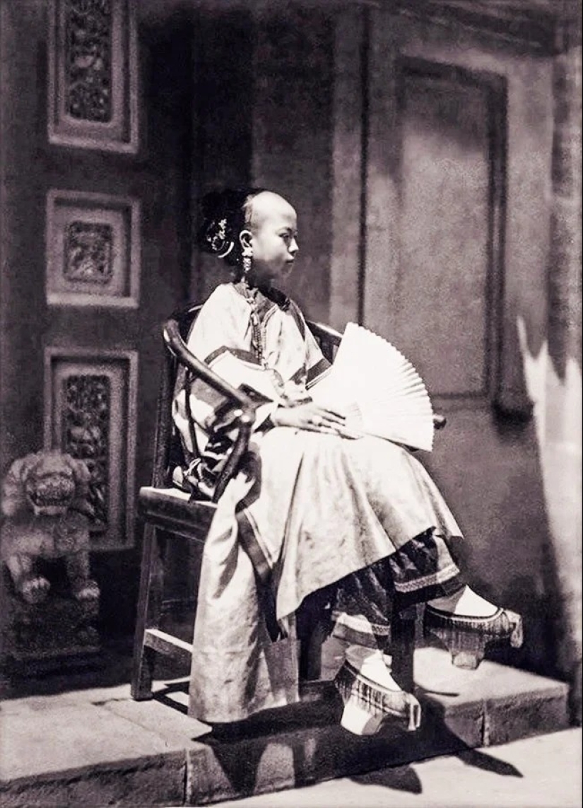 20 vintage photos of brides in national wedding dresses 20 vintage photos of brides in national wedding dresses