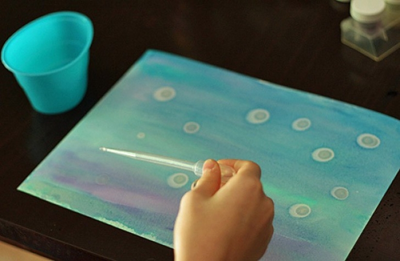 20 ways to keep your child busy 20 ways to keep your child busy