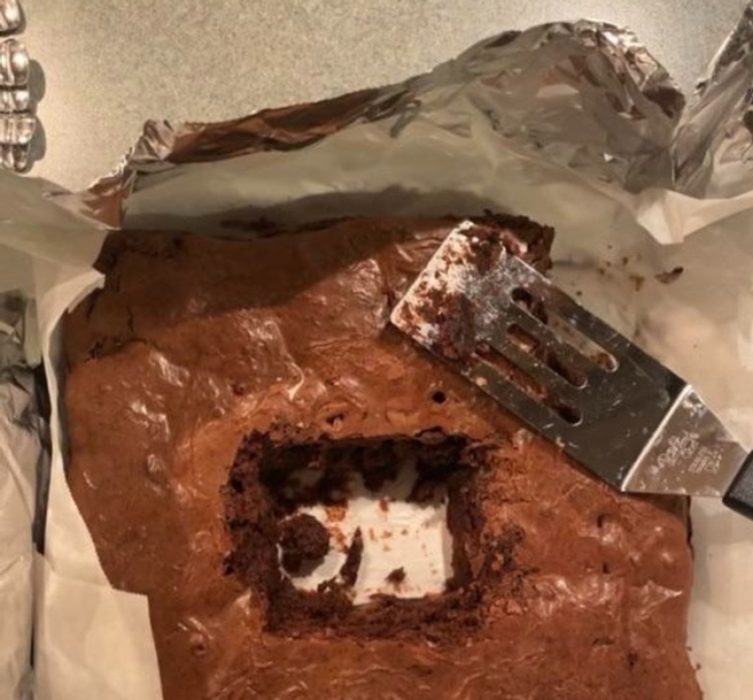 22 annoying habits of people who need to pay extra for living with