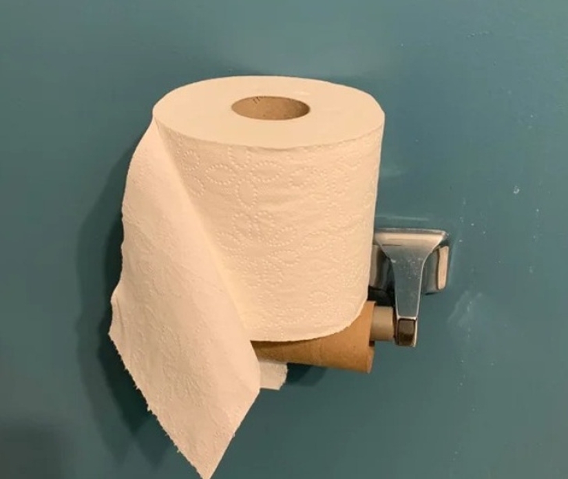 22 annoying habits of people who need to pay extra for living with