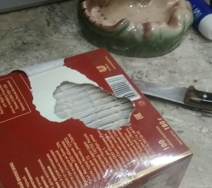 22 annoying habits of people who need to pay extra for living with