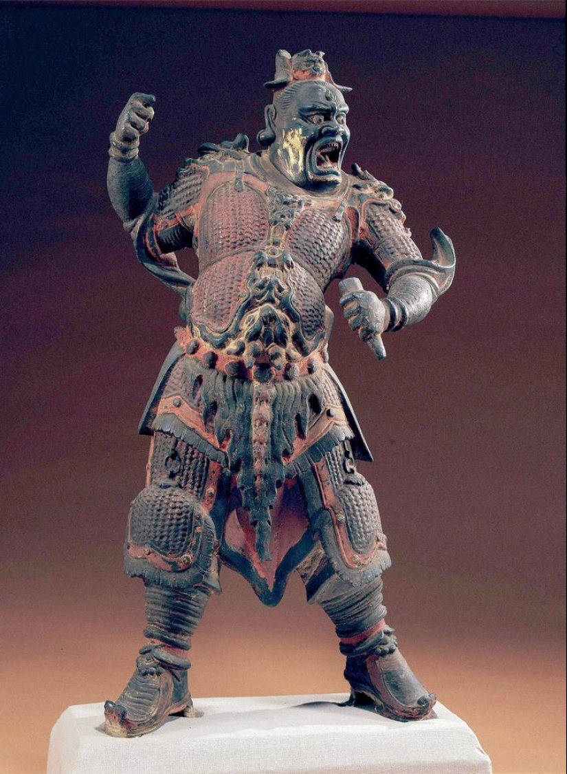 22 Archaeological Artifacts That Upend Views of the Past 22 Archaeological Artifacts That Upend Views of the Past