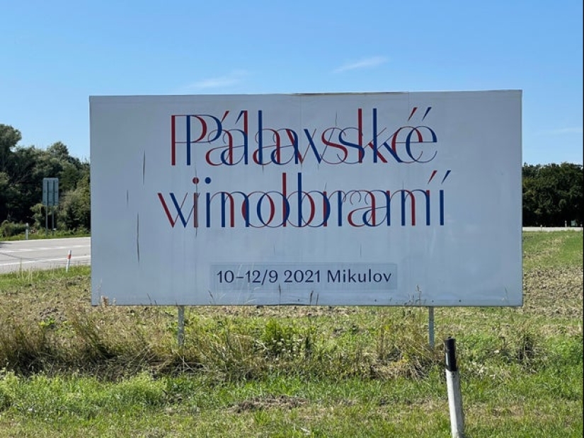 22 aspirantes a diseñadores y sus "obras" 22 aspirantes a diseñadores y sus "obras"