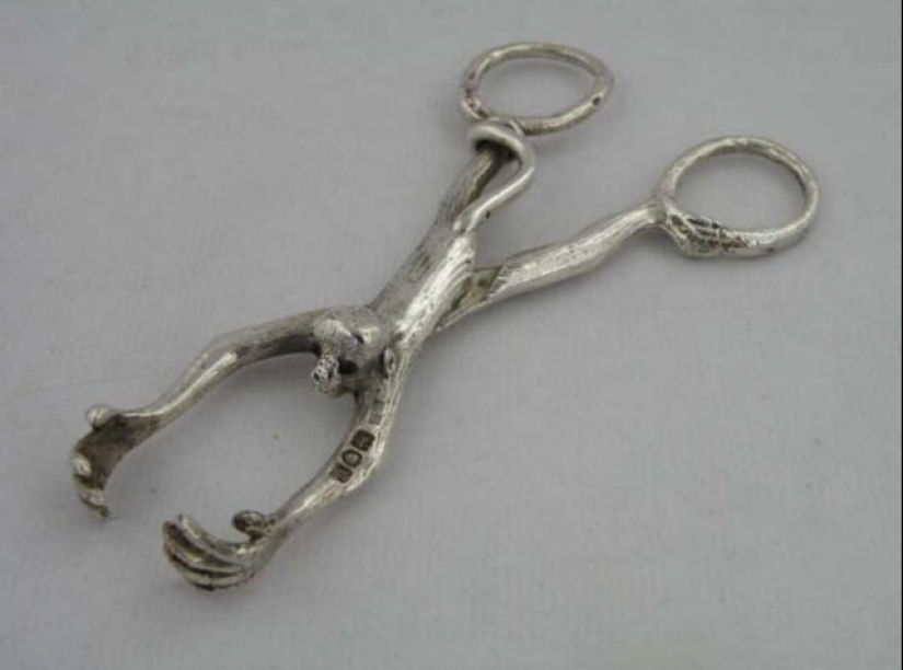 22 Crazy Antiques That Collectors Pay Big Money For