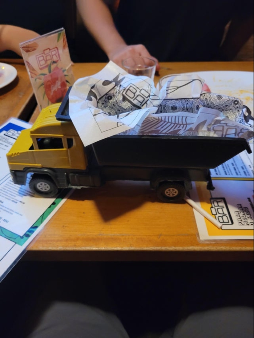 22 ejemplos de platos muy extraños, de los que perderás el apetito